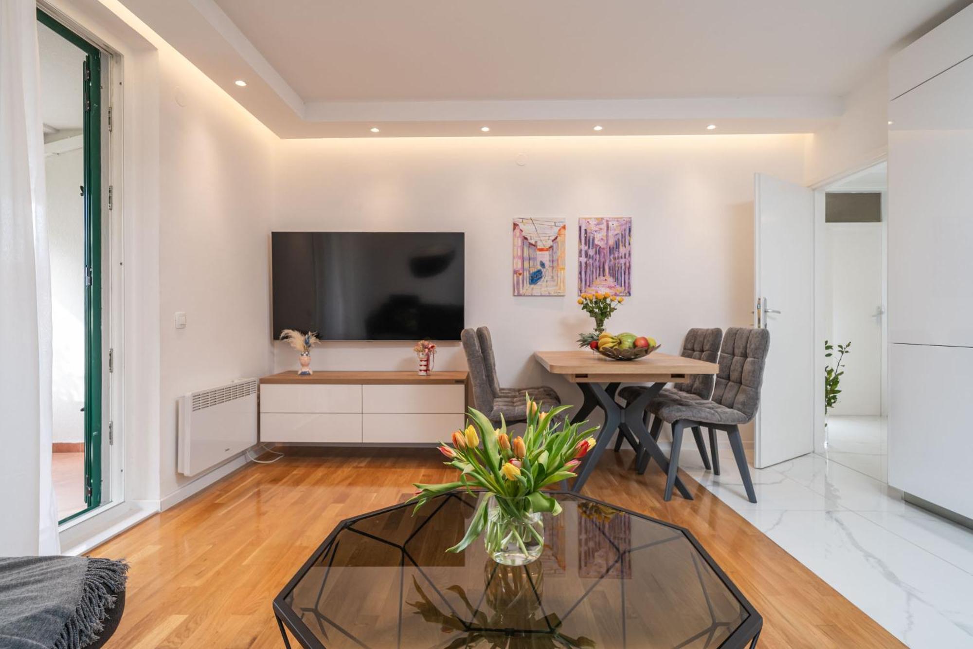Doramia Apartment